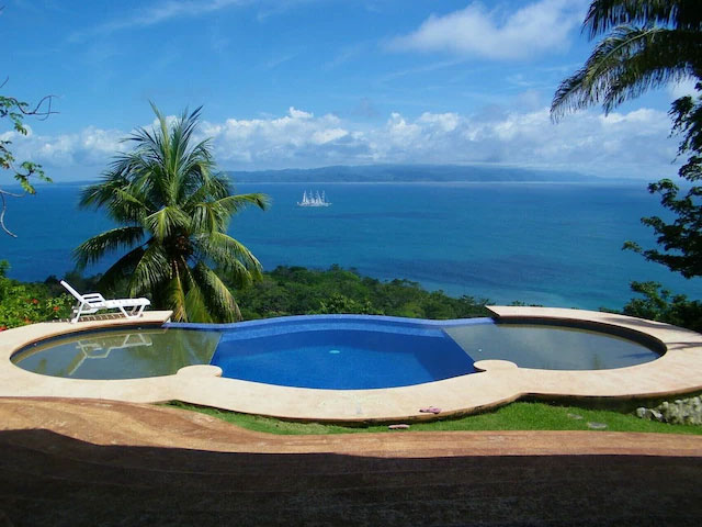 The Ultimate Guide to Finding the Perfect Beachfront Rental in Costa Rica