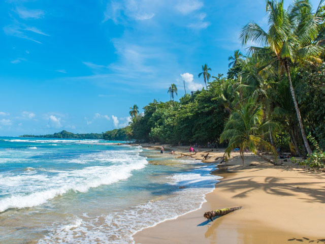 What to Pack for Your Costa Rica Beachfront Vacation